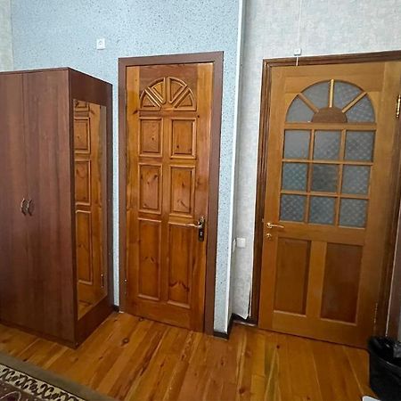 Old Inn Hostel Tashkent Esterno foto